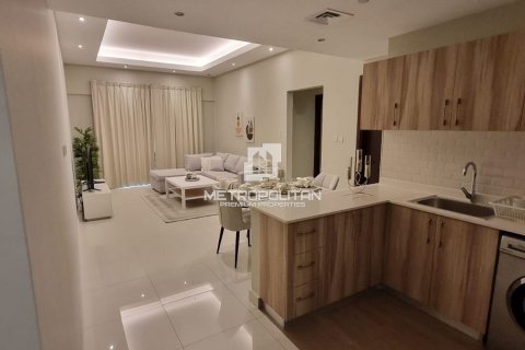 Купить квартиру в Dubai Sports City, Дубай: 2 спальни, 109м², № 73713 - фото 2