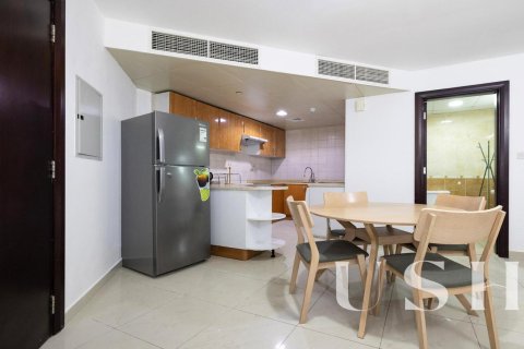 Apartment in Jumeirah Lake Towers, Dubai 1 bedroom, 86 sq.m. № 39566 - photo 6