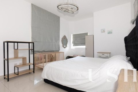Apartment in Jumeirah Lake Towers, Dubai 1 bedroom, 86 sq.m. № 39566 - photo 8