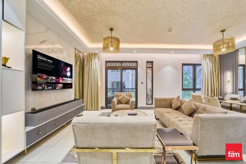 Appartement à Old Town, Dubai, 2 chambres, 129.5 m², № 95413