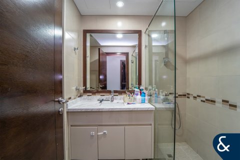 Квартира в Living Legends, Дубай, 3 спальни, 168м², № 78683