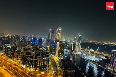 Appartement à Business Bay, Dubai, 1 chambre, 89.6 m², № 123429 - photo 12