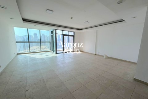 Apartamento en Jumeirah Lake Towers, Dubai, 5 dormitorios, 270 m², № 133931