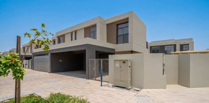 Maison de ville à Dubai, 4 chambres, 323.5 m², № 124353
