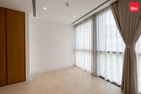Снять в аренду квартиру в Бизнес-Бэе, Дубай: 3 спальни, 160м², № 135254 - фото 8