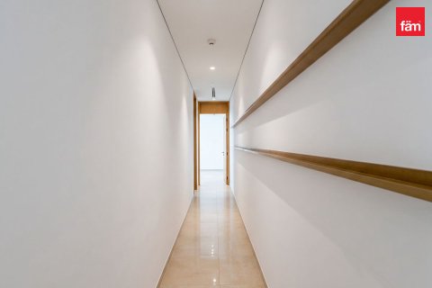 Снять в аренду квартиру в Бизнес-Бэе, Дубай: 3 спальни, 160м², № 135254 - фото 18