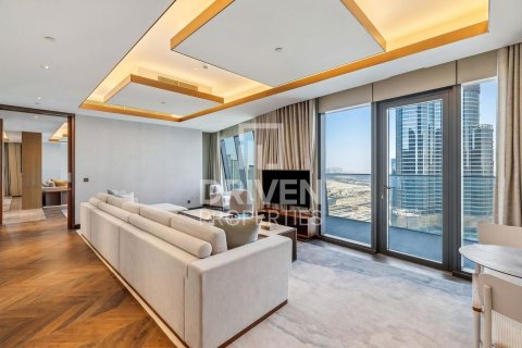 Penthouse in The Address Residences Dubai Opera, Downtown Dubai (Downtown Burj Dubai), Dubai 4 bedrooms, 647.26 sq.m. № 140562 - photo 4