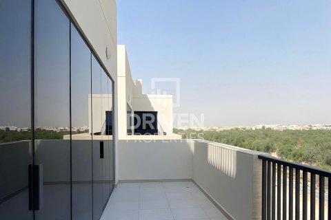 Appartement à Mirdif Hills, Mirdif, Dubai, 3 chambres, 182.09 m², № 140565