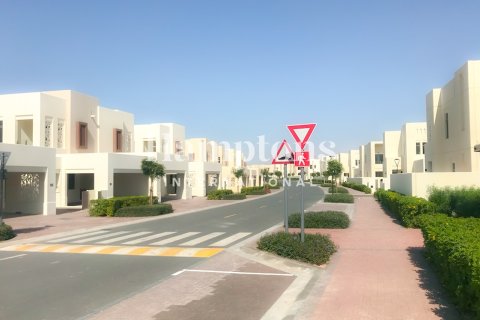 Maison de ville à Al Reem, Arabian Ranches, Dubai, 3 chambres, 283.72018782 m², № 112506 - photo 9