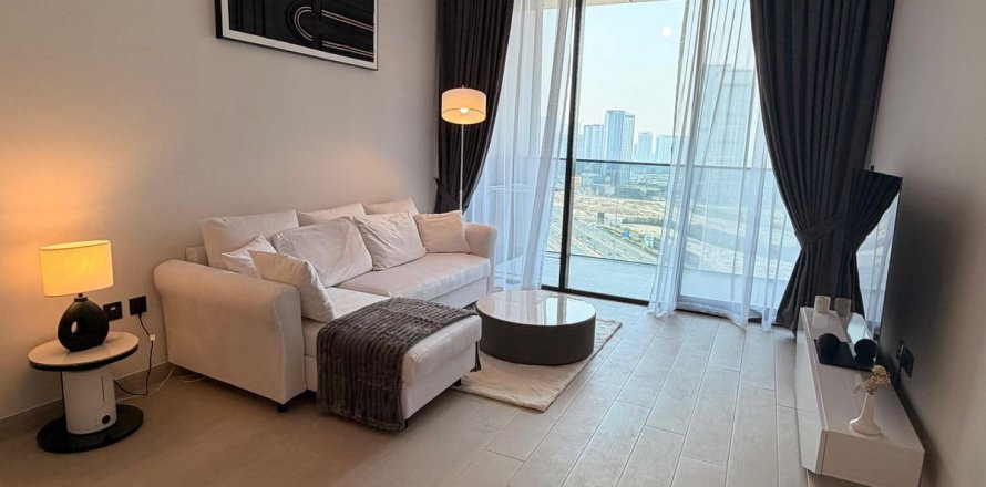 Appartement à Business Bay, Dubai, 1 chambre, 67.6 m², № 137695