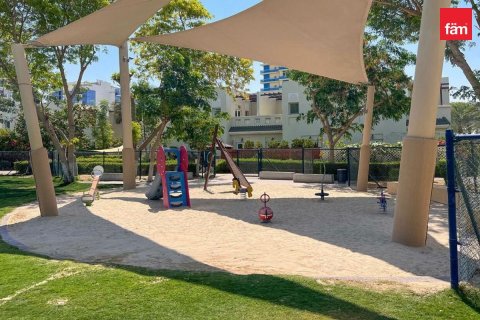 Apartment in Al Furjan, Dubai 2 bedrooms, 138.2 sq.m. № 115431 - photo 4