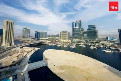 Bureau à Business Bay, Dubai, 52.3 m², № 11743