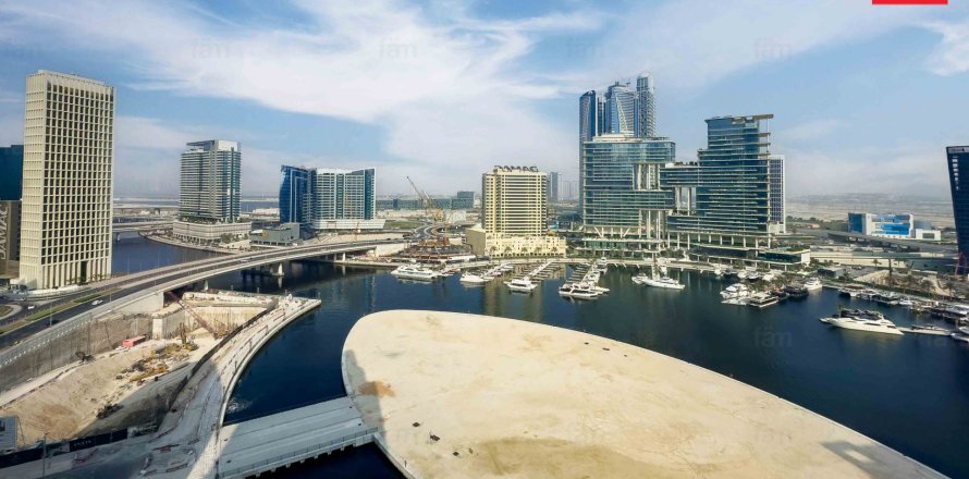 Bureau à Business Bay, Dubai, 52.3 m², № 11743
