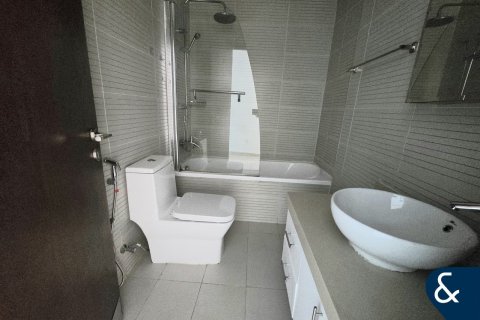 Apartment in Dubai Marina, Dubai 2 bedrooms, 125 sq.m. № 91328 - photo 14