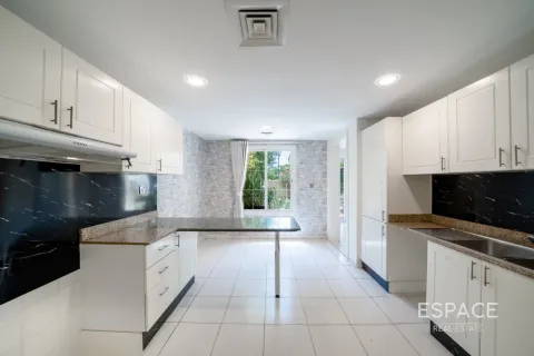 فيلا في Springs 12, The Springs, دبي 3 غرف نوم, 244 م² رقم 122278 - صورة 13