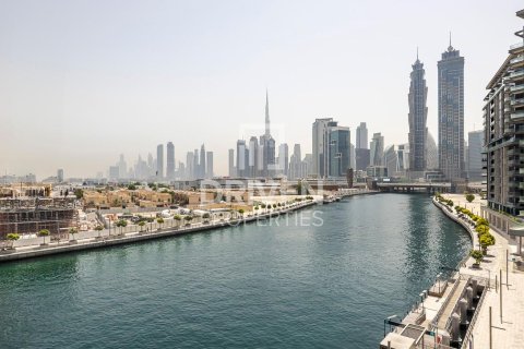 Appartement à Al Wasl, Dubai, 2 chambres, 147.25 m², № 129804