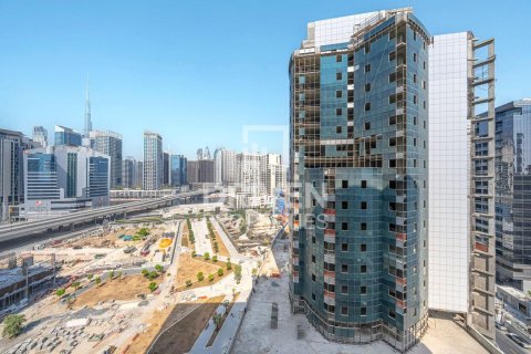 Снять в аренду квартиру в SOL Avenue, Бизнес-Бэй, Дубай: 1 спальня, 73.39м², № 129806 - фото 2