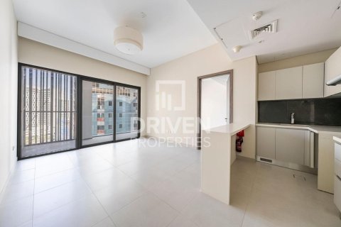 Снять в аренду квартиру в SOL Avenue, Бизнес-Бэй, Дубай: 1 спальня, 73.39м², № 129806 - фото 4
