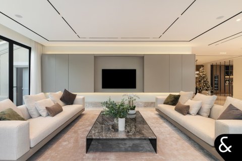 Villa in Arabian Ranches, Dubai 7 bedrooms, 1555 sq.m. № 75855 - photo 3