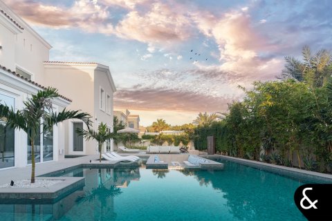 Villa in Arabian Ranches, Dubai 7 bedrooms, 1555 sq.m. № 75855 - photo 14