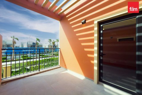 Townhouse in Dubai 4 bedrooms, 144 sq.m. № 115792