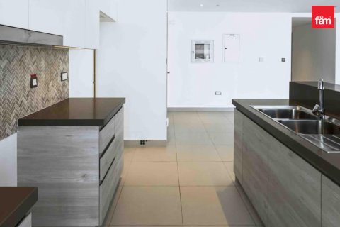 Appartement à Dubai, 3 chambres, 171 m², № 137617 - photo 9