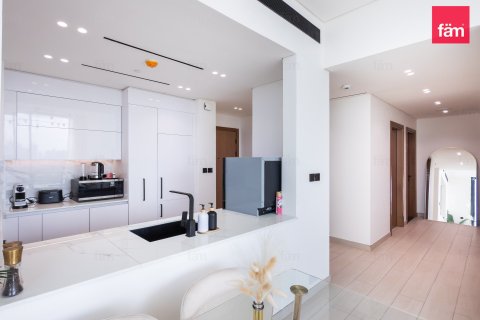 Apartamento en Dubai, 2 dormitorios, 154.2 m², № 113184 - foto 1