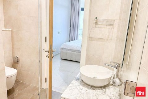 Apartment in Business Bay, Dubai 2 bedrooms, 75.6 sq.m. № 106229 - photo 3