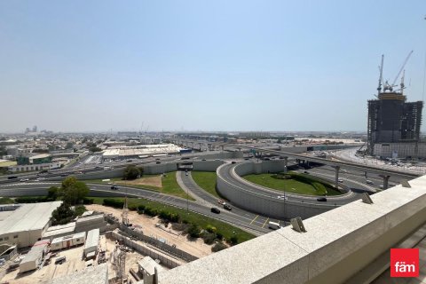 Apartment in Business Bay, Dubai 2 bedrooms, 75.6 sq.m. № 106229 - photo 4
