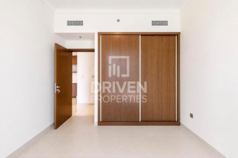 Apartment in EMAAR Beachfront, Dubai Harbour, Dubai 1 bedroom, 79.25 sq.m. № 138368 - photo 7