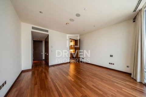 Apartment in Downtown Dubai (Downtown Burj Dubai), Dubai 2 bedrooms, 178.84 sq.m. № 138371 - photo 11