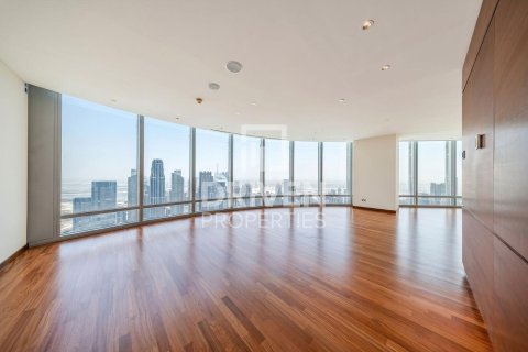 Apartment in Downtown Dubai (Downtown Burj Dubai), Dubai 2 bedrooms, 178.84 sq.m. № 138371 - photo 3