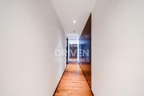 Apartment in Downtown Dubai (Downtown Burj Dubai), Dubai 2 bedrooms, 178.84 sq.m. № 138371 - photo 12