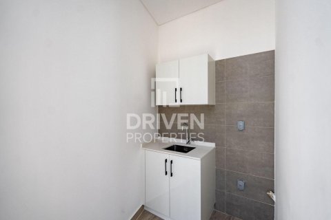 Снять в аренду таунхаус в Аль-Барари, Дубай: 4 спальни, 180.23м², № 129312 - фото 2