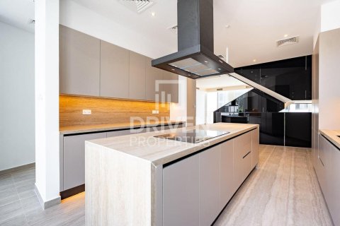 Снять в аренду таунхаус в Аль-Барари, Дубай: 4 спальни, 180.23м², № 129312 - фото 17