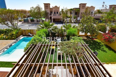 Adosado en Jumeirah Village Triangle, Dubai, 2 dormitorios, 152 m², № 43580 - foto 14