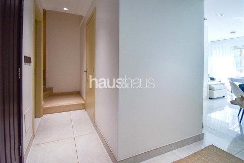 Adosado en Jumeirah Village Triangle, Dubai, 2 dormitorios, 152 m², № 43580 - foto 16