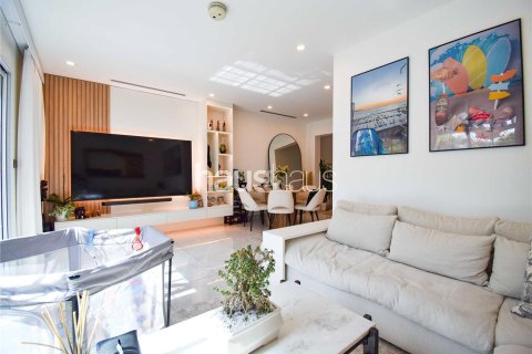 Townhouse in Jumeirah Village Triangle, Dubai 2 bedrooms, 152 sq.m. № 43580