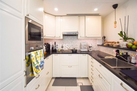 Adosado en Jumeirah Village Triangle, Dubai, 2 dormitorios, 152 m², № 43580 - foto 3