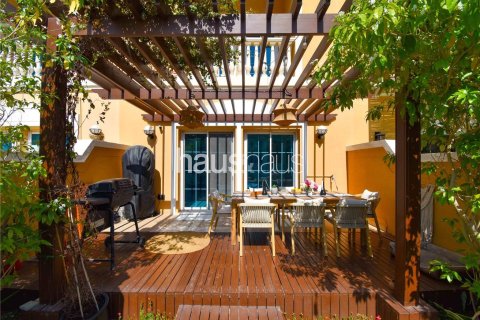 Adosado en Jumeirah Village Triangle, Dubai, 2 dormitorios, 152 m², № 43580 - foto 19