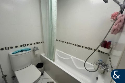 Apartamento en Jumeirah Lake Towers, Dubai, 2 dormitorios, 179 m², № 91245 - foto 22