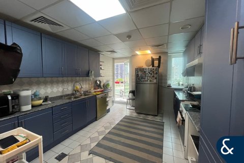 Apartamento en Jumeirah Lake Towers, Dubai, 2 dormitorios, 179 m², № 91245 - foto 14