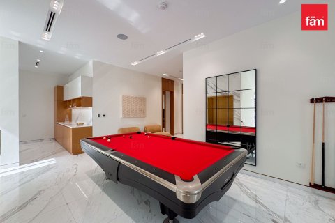 Villa in Dubai 5 bedrooms, 672 sq.m. № 109383 - photo 3