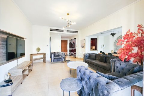 Apartment in Old Town, Dubai 2 bedrooms, 129 sq.m. № 74220