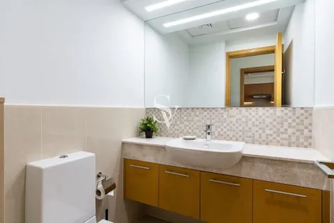 Apartment in Downtown Dubai (Downtown Burj Dubai), Dubai 1 bedroom, 81 sq.m. № 111037 - photo 2