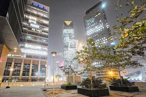 Apartamento en DIFC, Dubai, 1 dormitorio, 73 m², № 73864 - foto 18