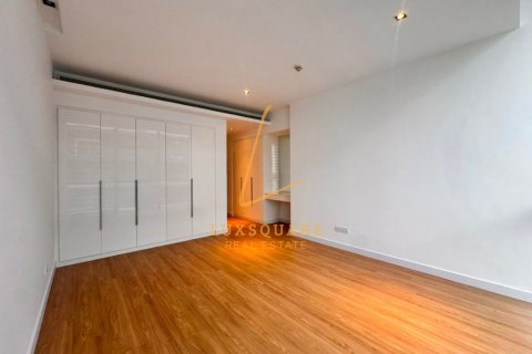 Apartment in Al Wasl, Dubai 3 bedrooms, 215 sq.m. № 123205 - photo 4