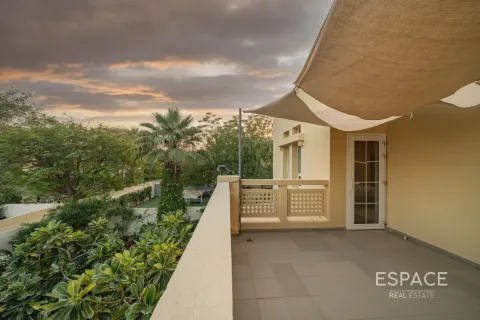 Villa en The Lakes, Dubai, 3 dormitorios, 270 m², № 122500 - foto 18