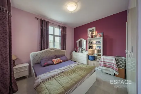 Villa en The Lakes, Dubai, 3 dormitorios, 270 m², № 122500 - foto 13