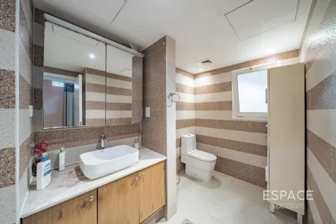 Villa en The Lakes, Dubai, 3 dormitorios, 270 m², № 122500 - foto 16